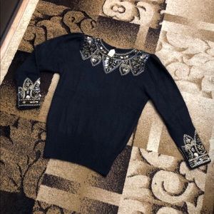 NEW VINTAGE DECORATED Sweater size M
